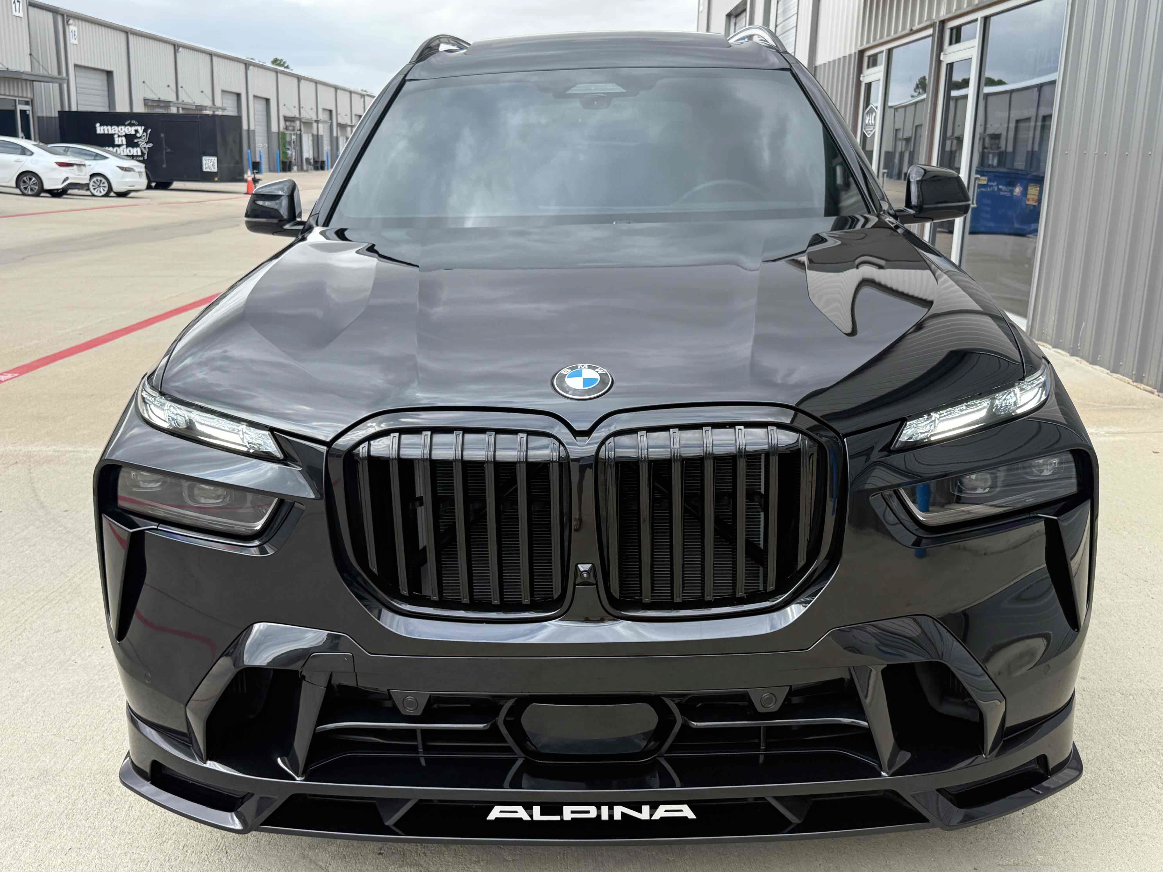 Used 2025 BMW ALPINA XB7 AWD/4WD image 43