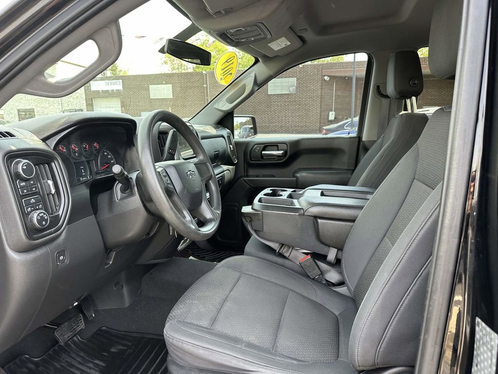 Used 2019 Chevrolet Silverado 1500 Custom Trail Boss w/ Custom Convenience Package AWD/4WD image 13