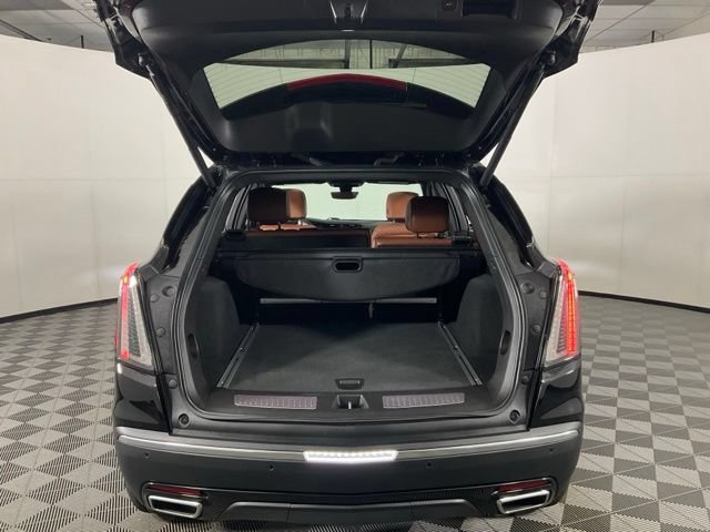 Used 2023 Cadillac XT5 Sportv w/ Technology Package AWD/4WD image 30