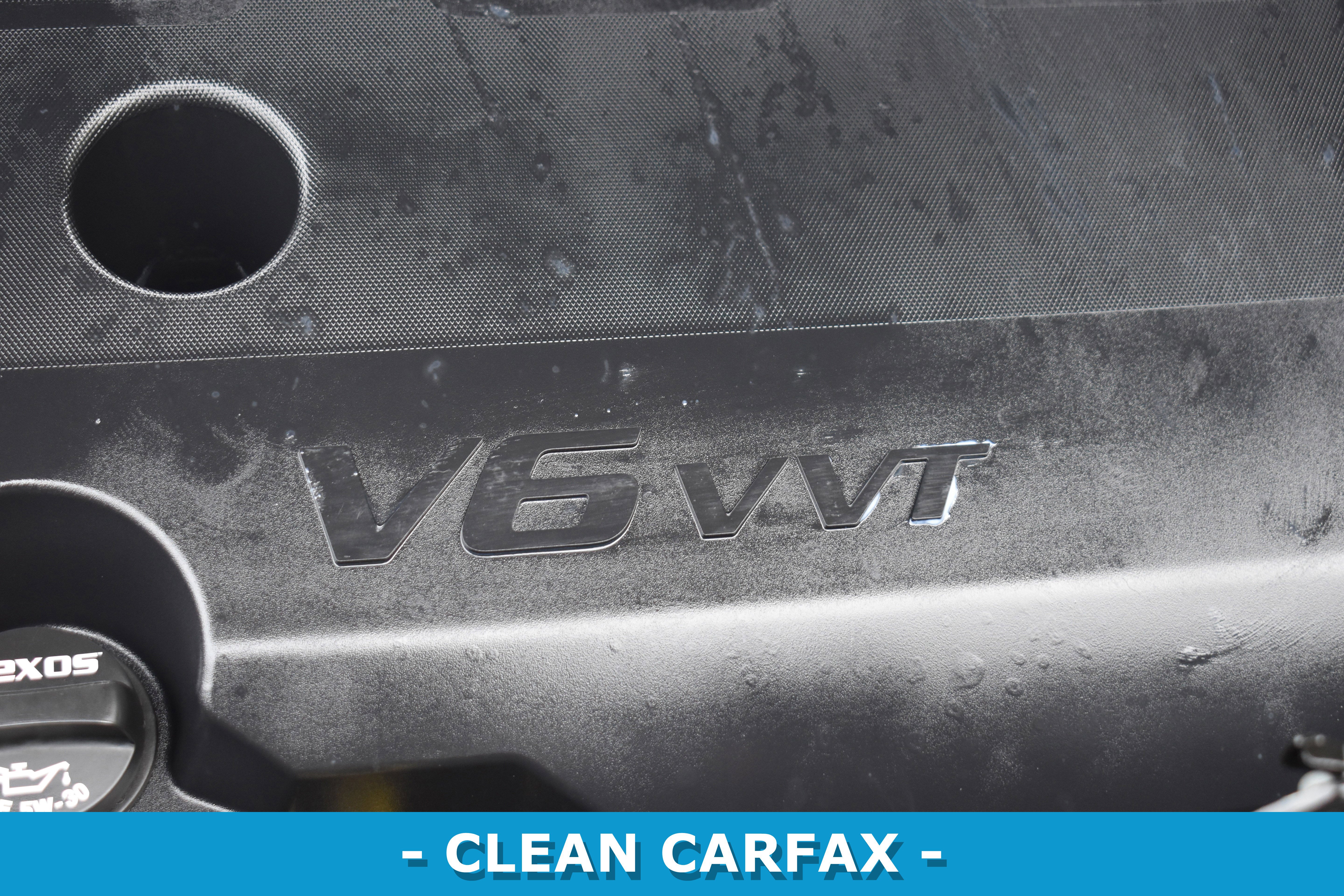 Used 2022 Chevrolet Traverse RS image 21