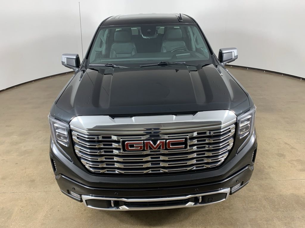 Used 2024 GMC Sierra 1500 Denali w/ Denali Reserve Package image 4