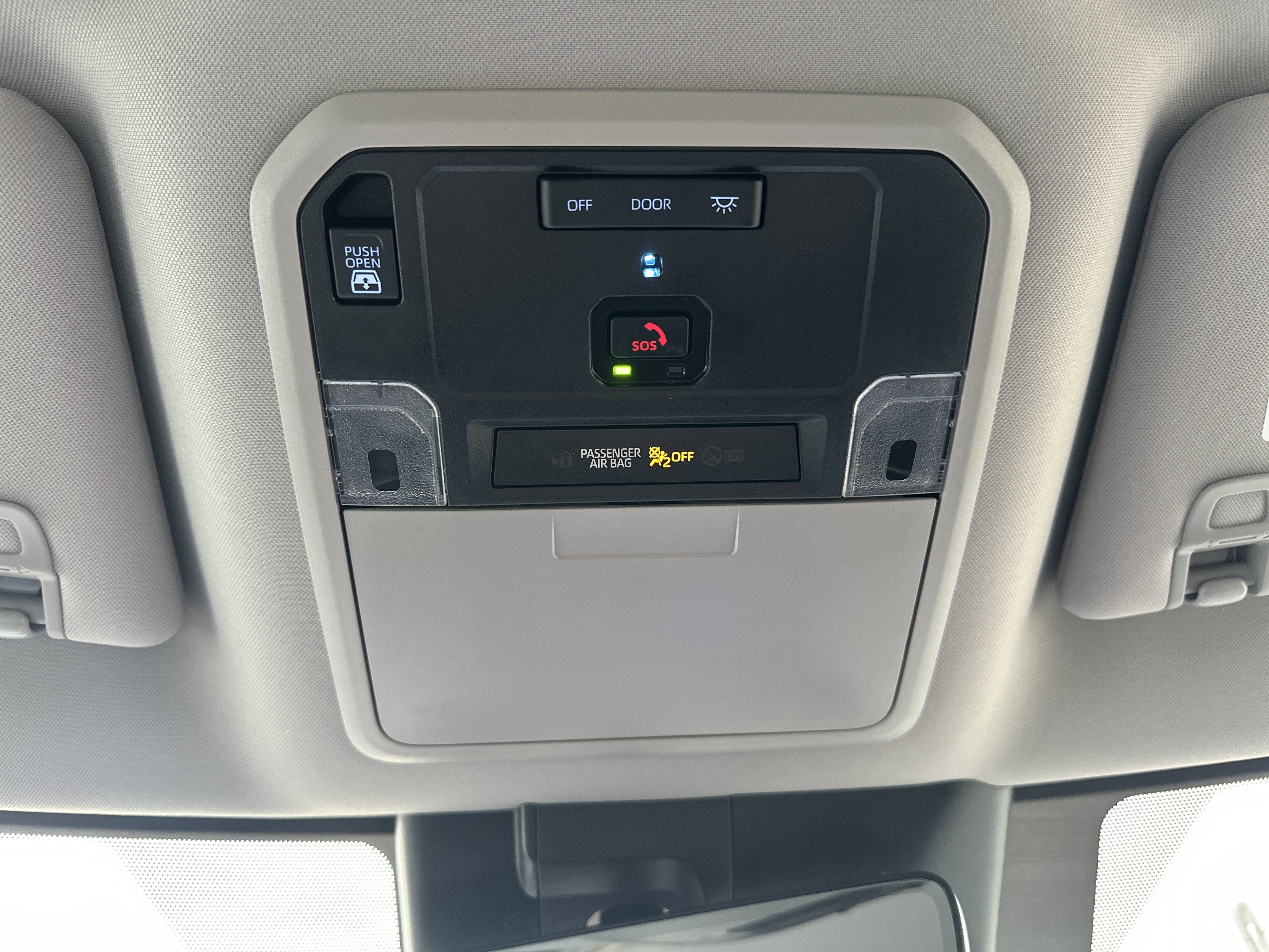 Used 2024 Toyota Tundra Limited image 33