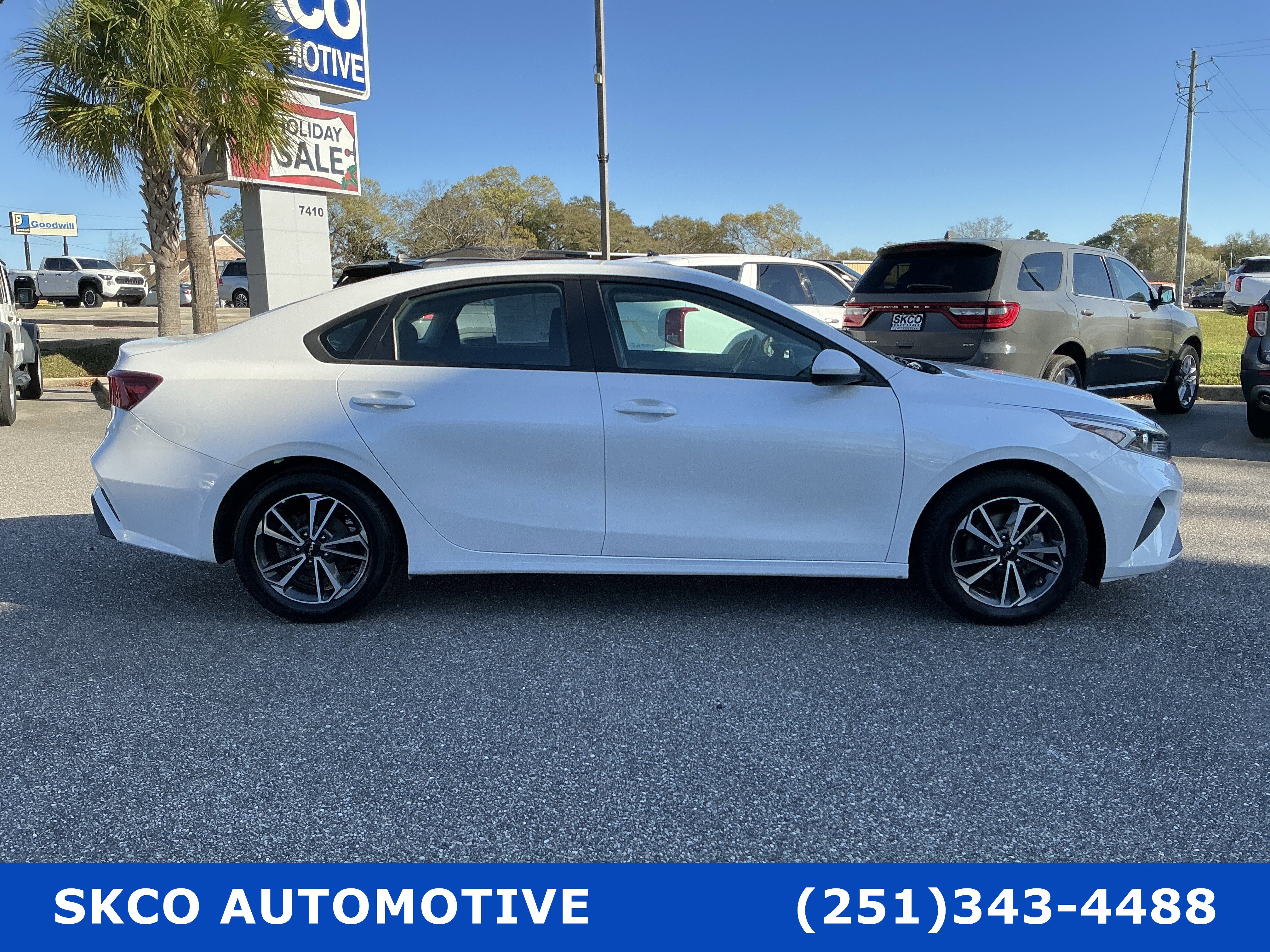 Used 2022 Kia Forte LXS image 6