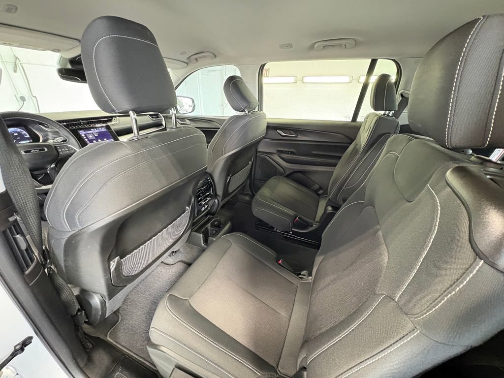 Used 2023 Jeep Grand Cherokee L Laredo w/ Luxury Tech Group I image 28