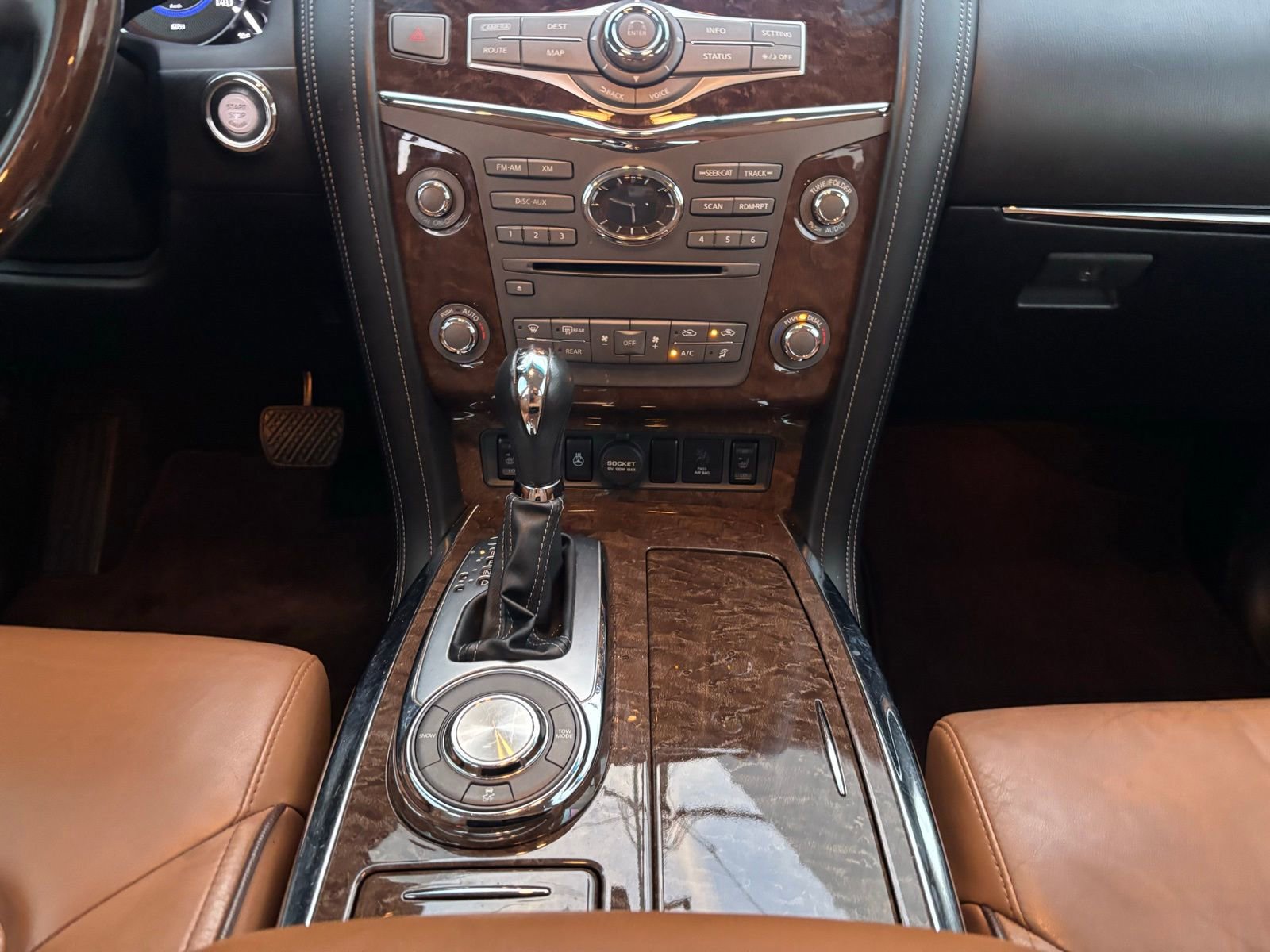 Used 2016 INFINITI QX80 2WD w/ Signature Edition Package image 26