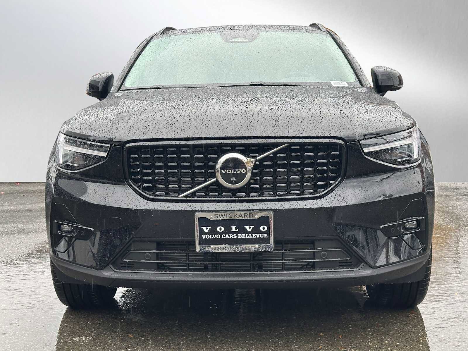 New 2026 Volvo XC40 B5 Plus w/ Climate Package image 16