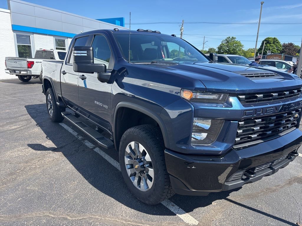 Used 2022 Chevrolet Silverado 2500 Custom w/ Gooseneck/5TH Wheel Package AWD/4WD image 3