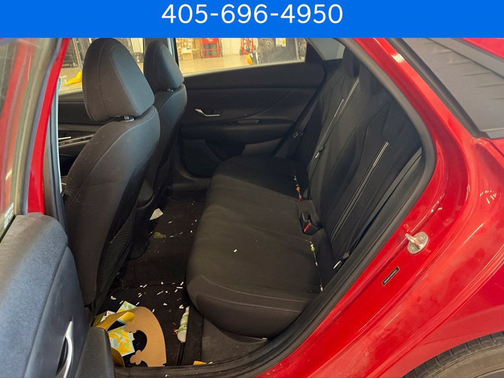 Used 2022 Hyundai Elantra SEL FWD image 15