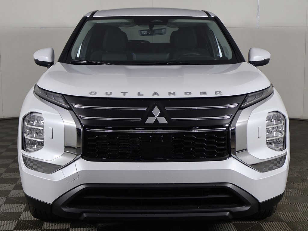 New 2026 Mitsubishi Outlander ES AWD/4WD image 10