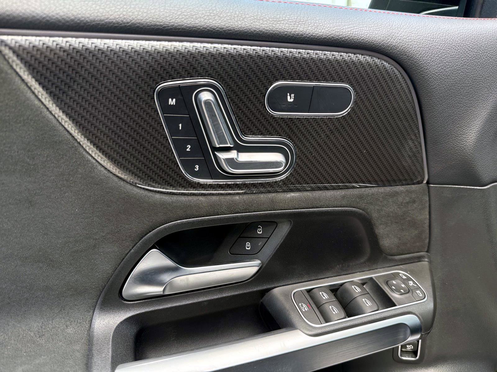 Certified 2023 Mercedes-Benz GLB 250 image 18