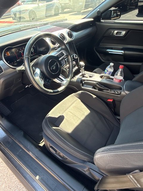 Used 2020 Ford Mustang GT RWD image 2