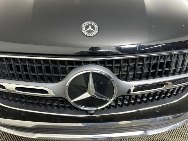 Used 2023 Mercedes-Benz GLC 300 4MATIC image 9