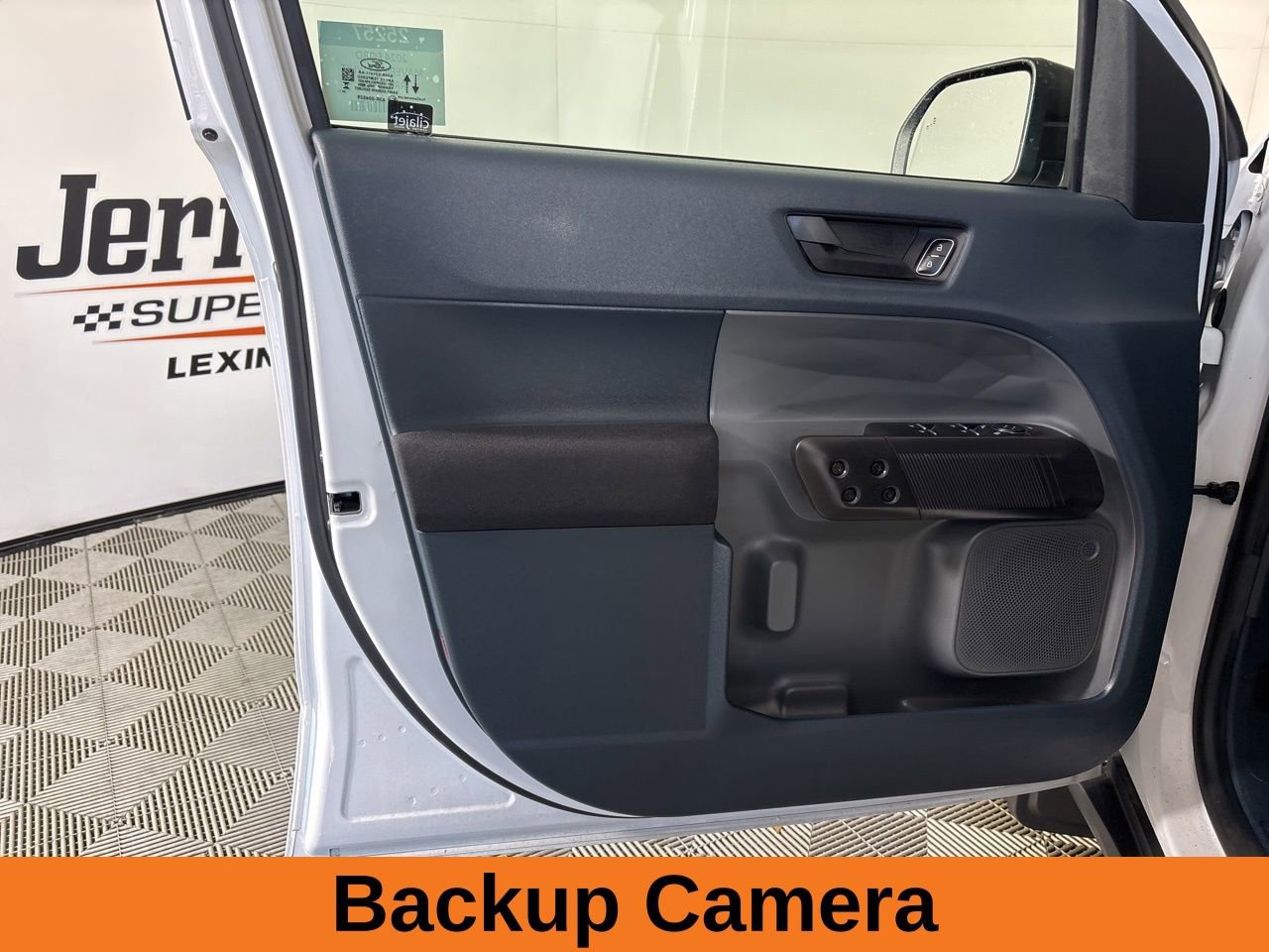 Used 2024 Ford Maverick XL image 8