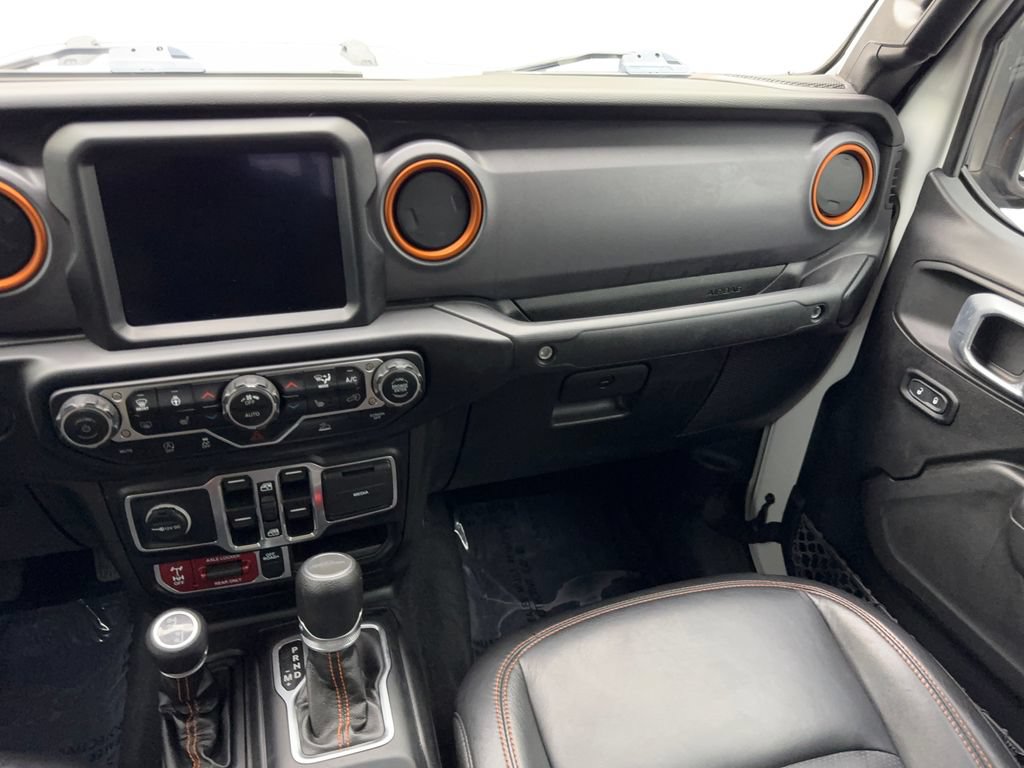 Used 2023 Jeep Gladiator Mojave w/ LED Lighting Group AWD/4WD image 55