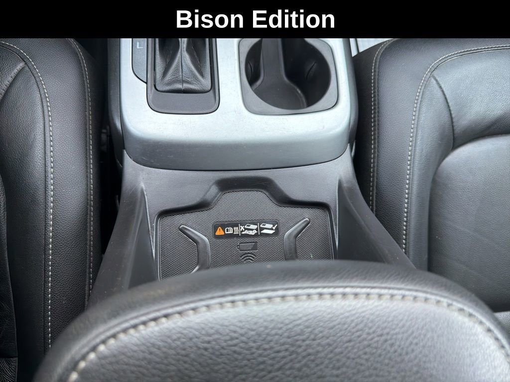 Used 2020 Chevrolet Colorado ZR2 w/ Colorado ZR2 Bison Edition image 14