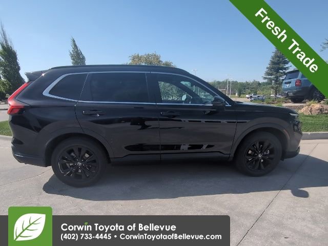 Used 2024 Honda CR-V Sport Touring image 2