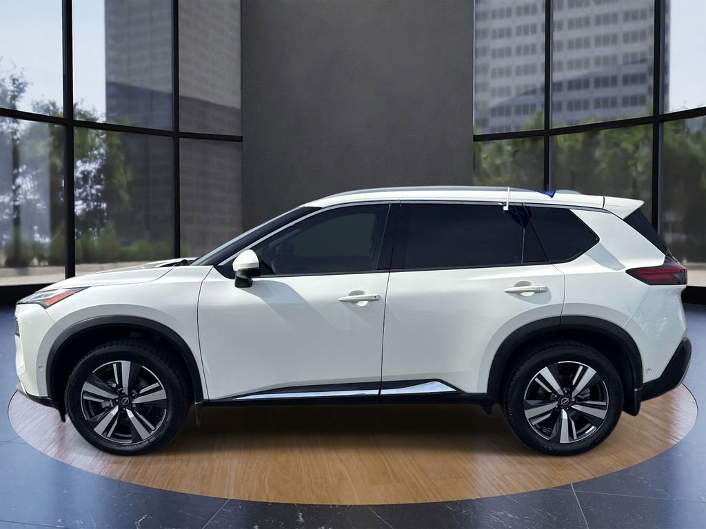 Used 2023 Nissan Rogue Platinum w/ Platinum Premium Package FWD image 5