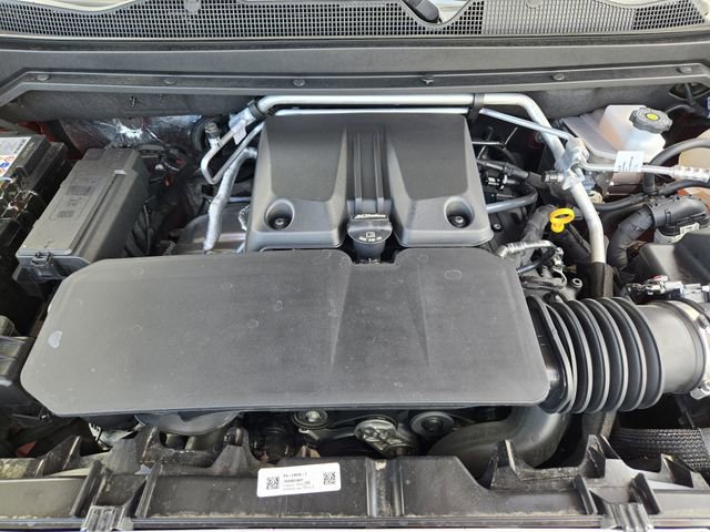 Used 2025 Chevrolet Colorado ZR2 w/ Technology Package AWD/4WD image 40