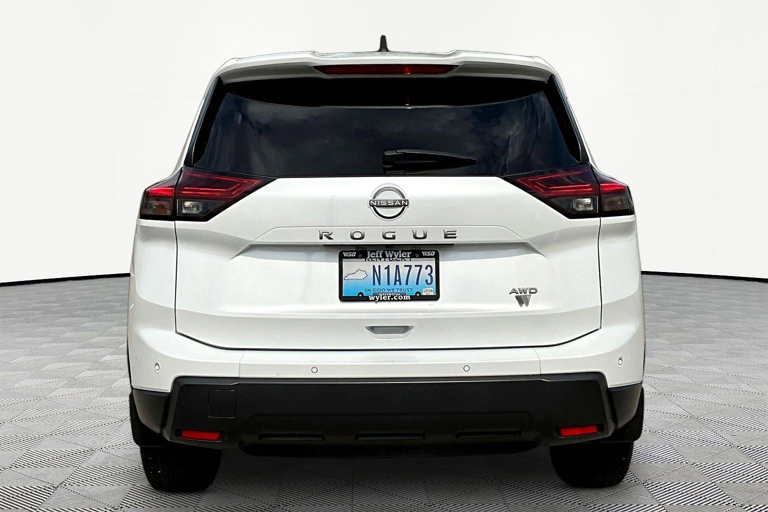 Certified 2024 Nissan Rogue S AWD/4WD image 5