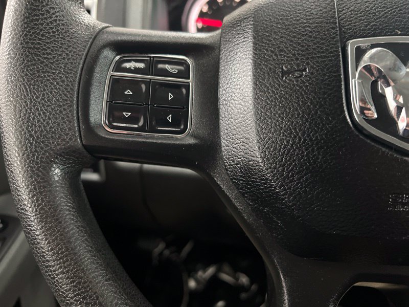 Used 2018 RAM 1500 Classic SLT AWD/4WD image 19