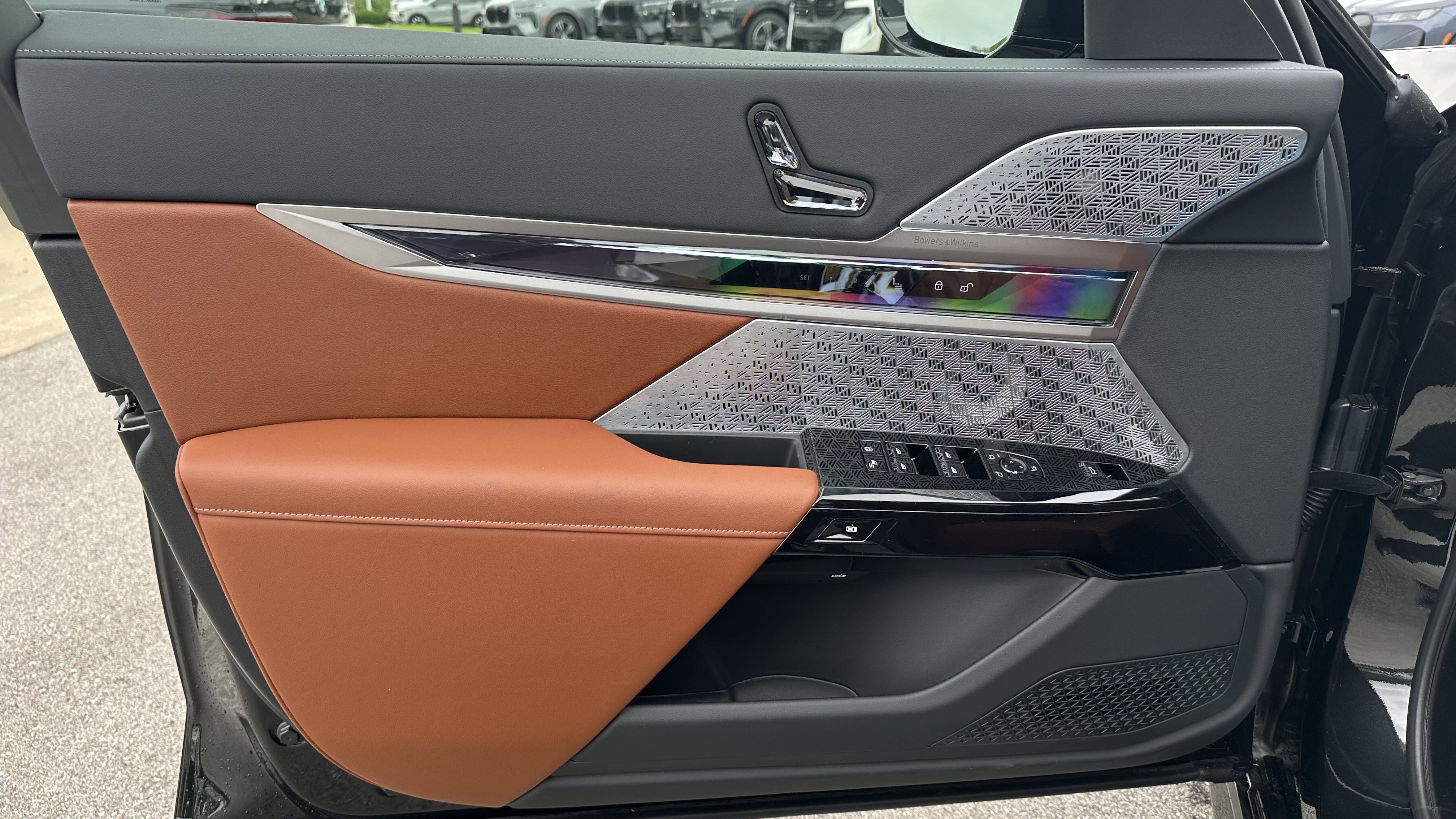 New 2025 BMW 760i xDrive w/ Executive Package image 13