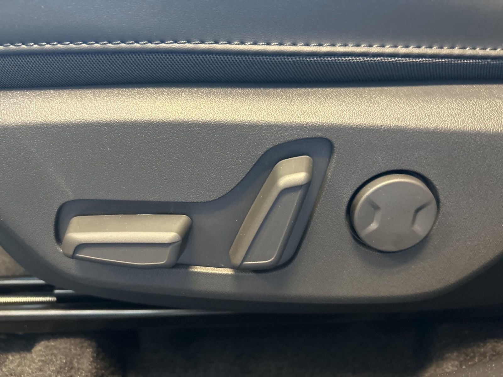 New 2025 Kia Niro Wind w/ Wind Preserve Package image 15