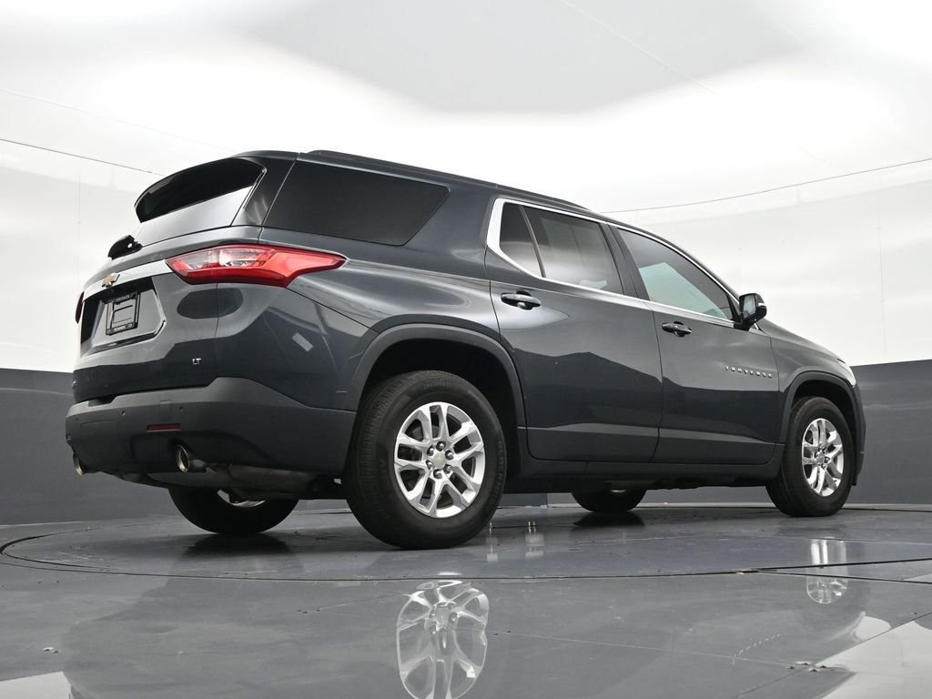 Used 2020 Chevrolet Traverse LT image 28