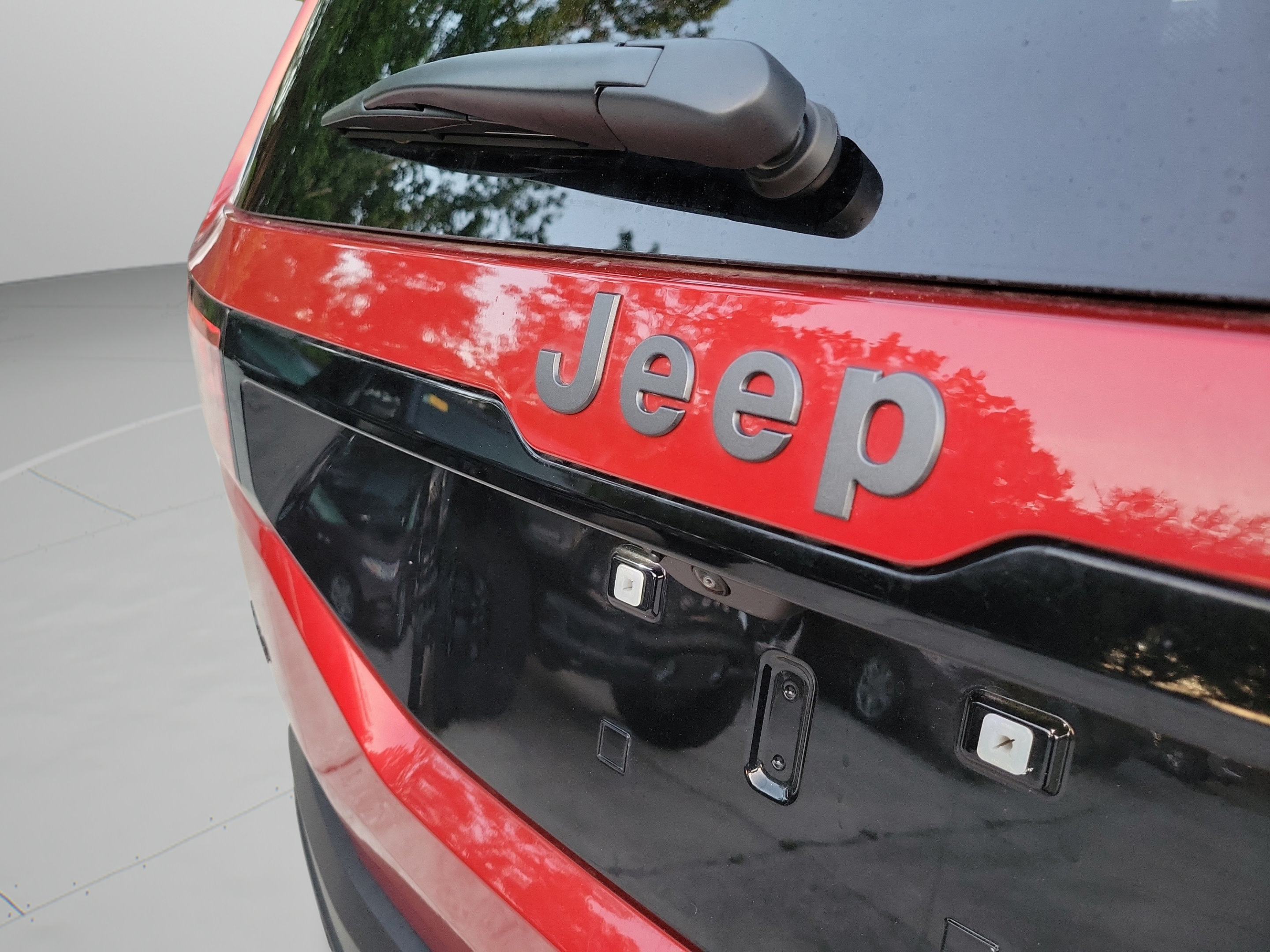 New 2026 Jeep Cherokee Overland w/ Advanced Pro Tech Group AWD/4WD image 31