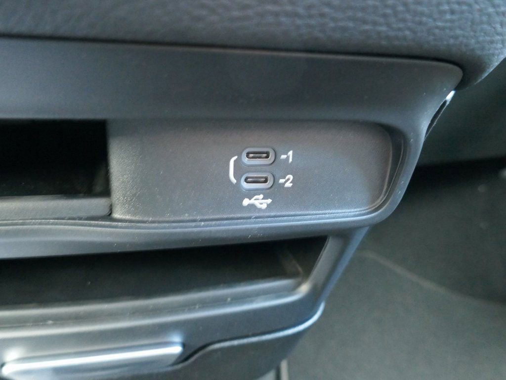 New 2026 Chrysler Pacifica Select w/ S Appearance Package image 19