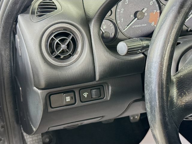 Used 1999 MAZDA MX-5 Miata RWD image 12