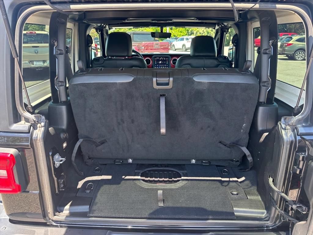 Used 2018 Jeep Wrangler Rubicon AWD/4WD image 26