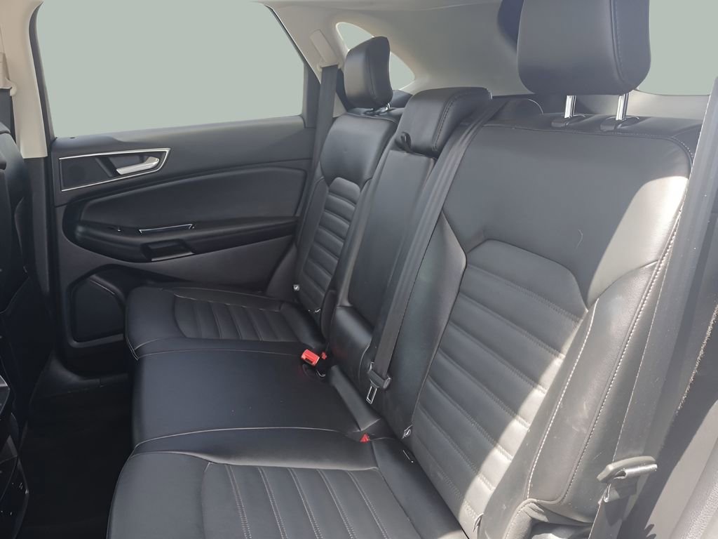 Used 2017 Ford Edge SEL w/ Equipment Group 201A AWD/4WD image 23