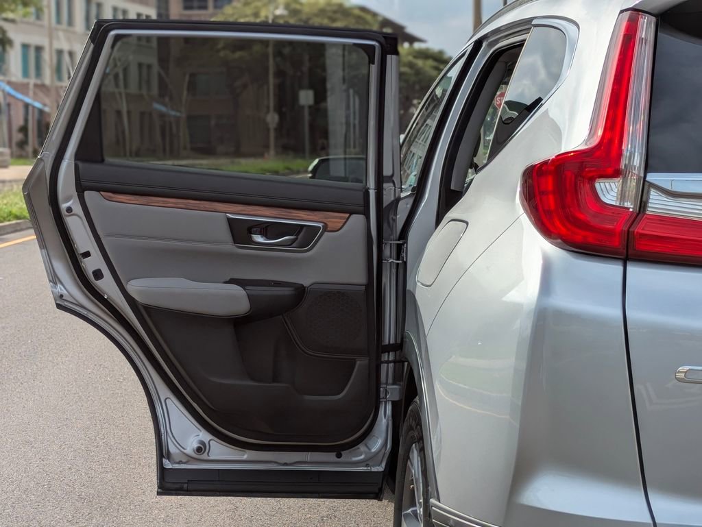 Used 2018 Honda CR-V EX image 11