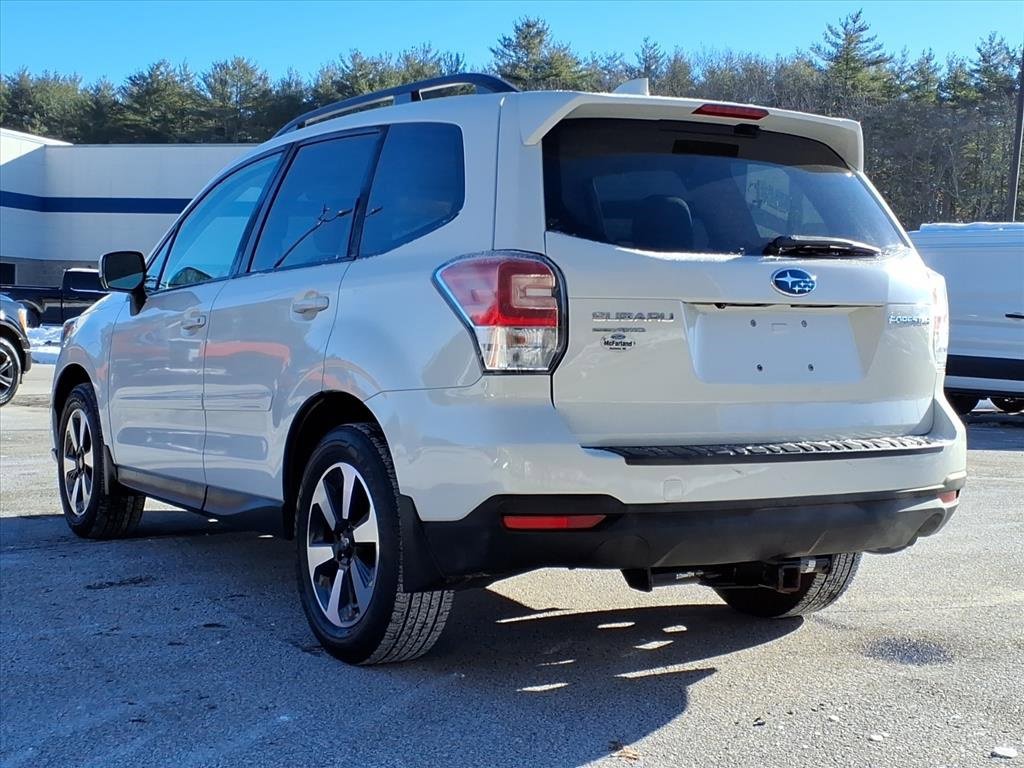 Used 2018 Subaru Forester 2.5i Premium w/ All-Weather Package image 29
