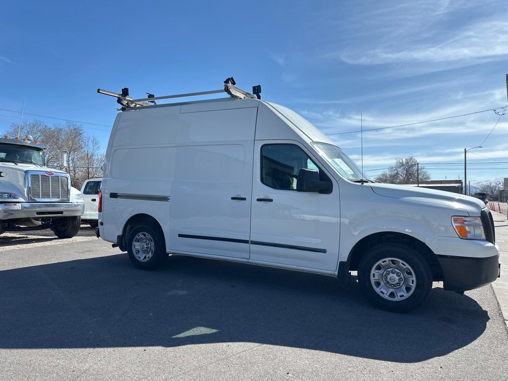 Used 2019 Nissan NV 2500 SV image 3