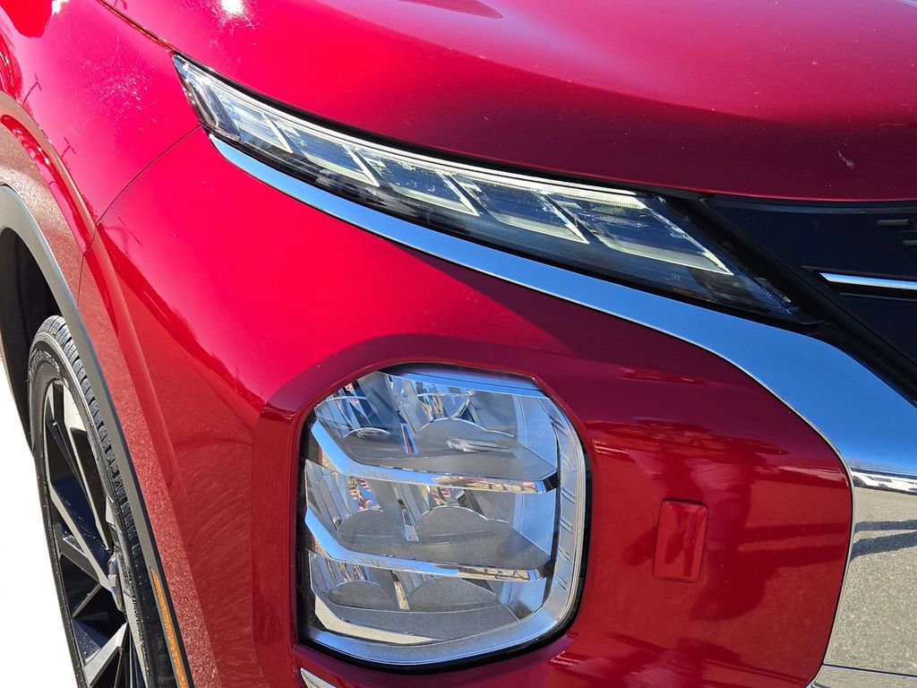 Used 2024 Mitsubishi Outlander SE Black Edition image 5