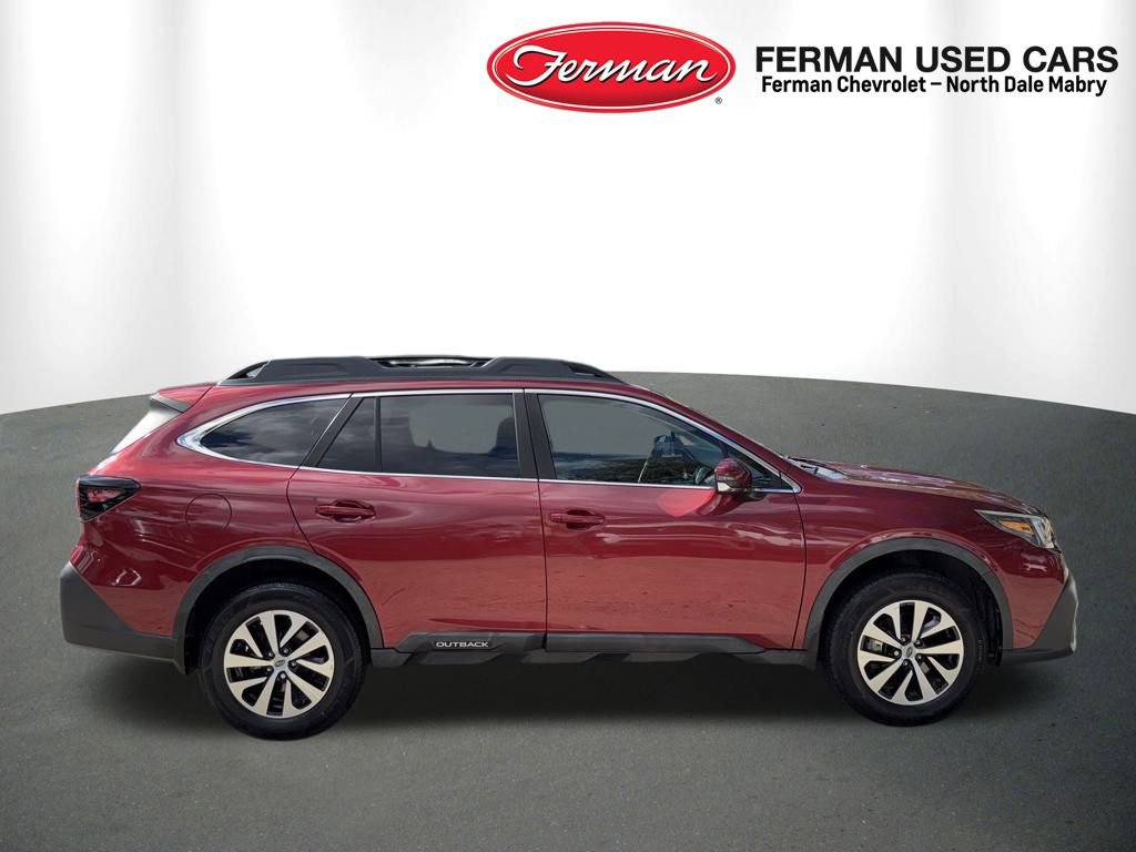 Used 2022 Subaru Outback Premium image 2