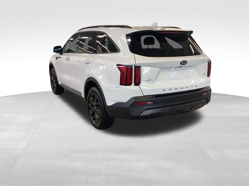Certified 2021 Kia Sorento S AWD/4WD image 4