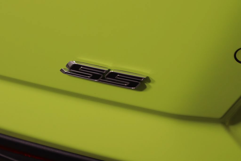 Used 2020 Chevrolet Camaro SS RWD image 47