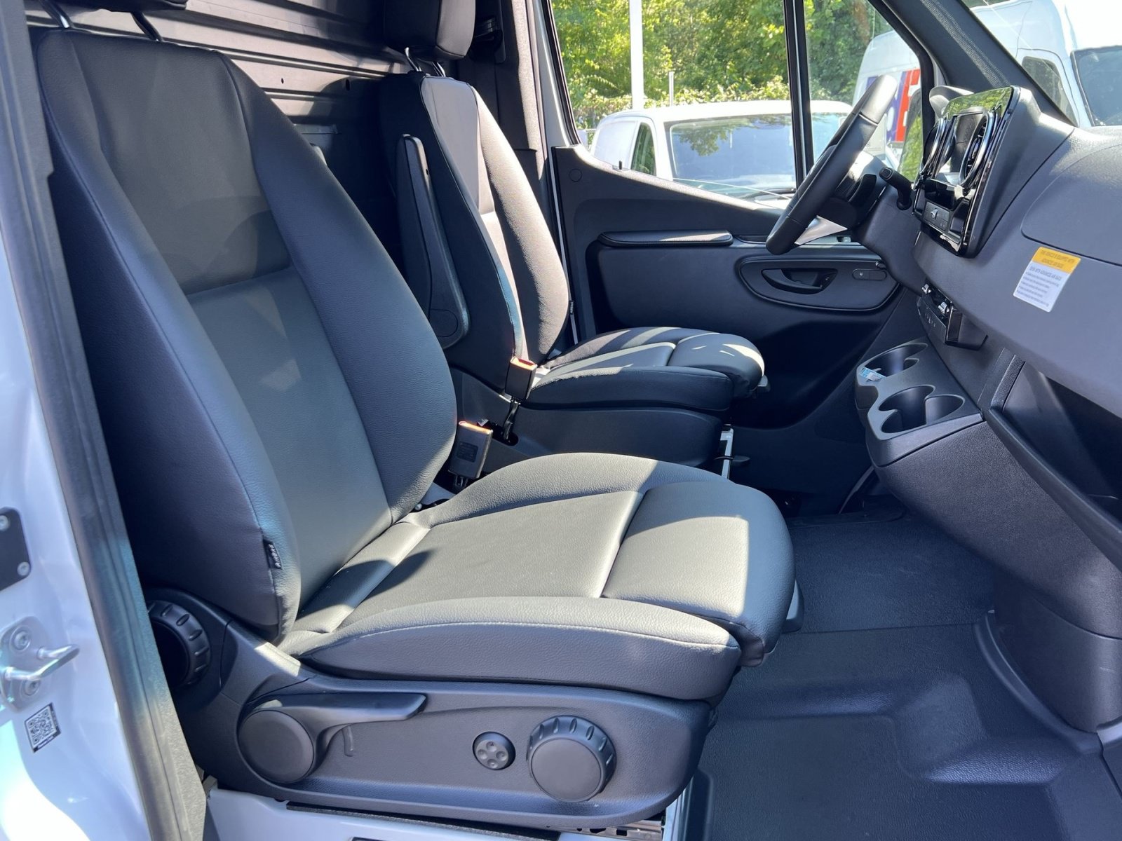 New 2026 Mercedes-Benz Sprinter 3500 image 34