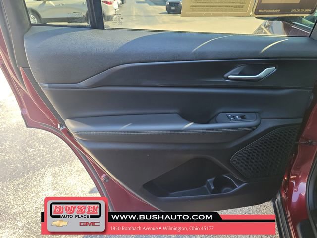 Used 2023 Jeep Grand Cherokee L Laredo image 17