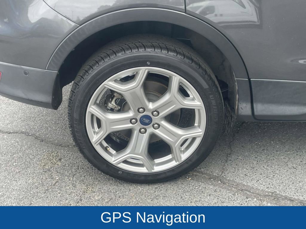 Used 2019 Ford Escape Titanium image 13