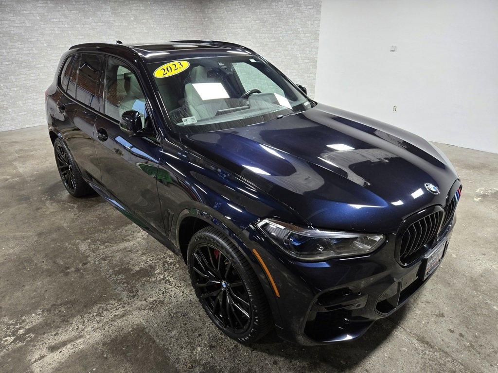 Used 2023 BMW X5 M50i w/ Executive Package image 72
