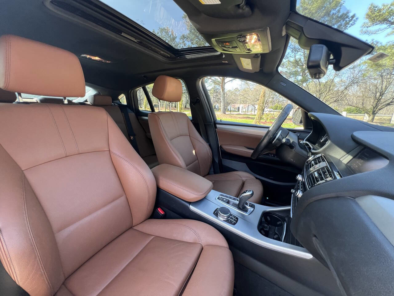 Used 2018 BMW X4 M40i image 15