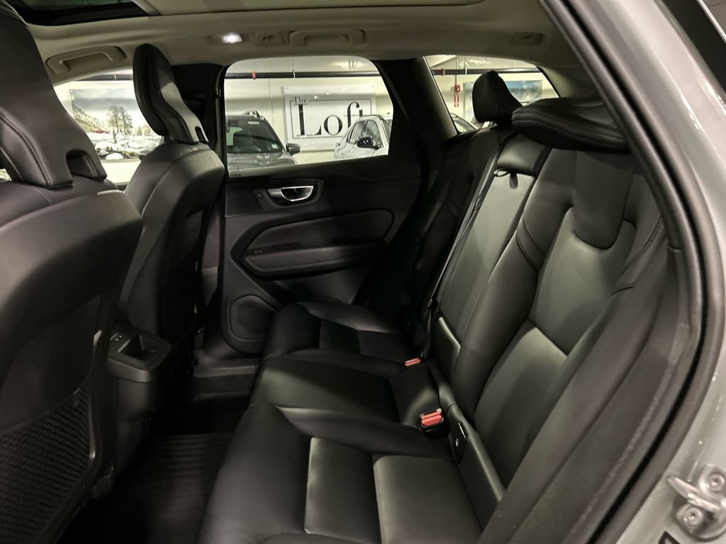 Certified 2024 Volvo XC60 B5 Core w/ Protection Package Premier image 22