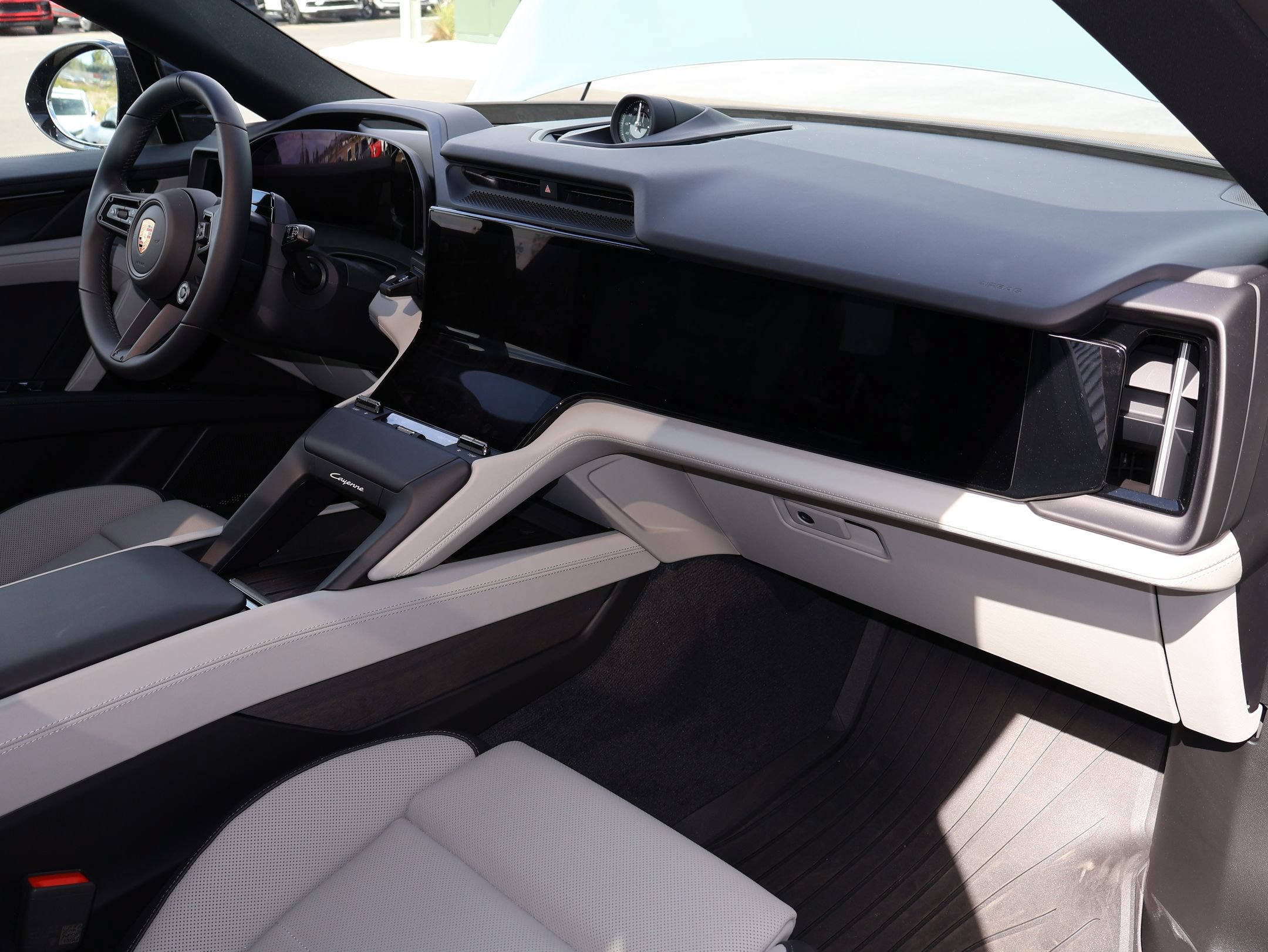New 2026 Porsche Cayenne S AWD/4WD image 32