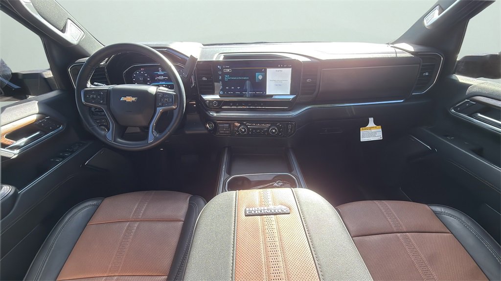 Used 2024 Chevrolet Silverado 3500 High Country w/ High Country Premium Package image 19