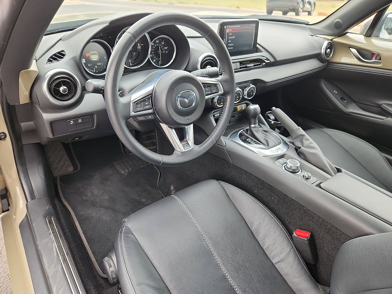 Used 2023 MAZDA MX-5 Miata Grand Touring w/ Weather Package RWD image 11