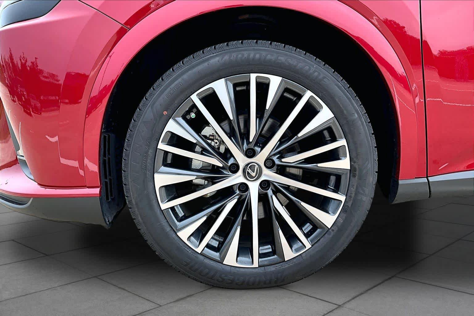 Certified 2025 Lexus RX 350 Premium Plus w/ Accessory Package (Z1) FWD image 11