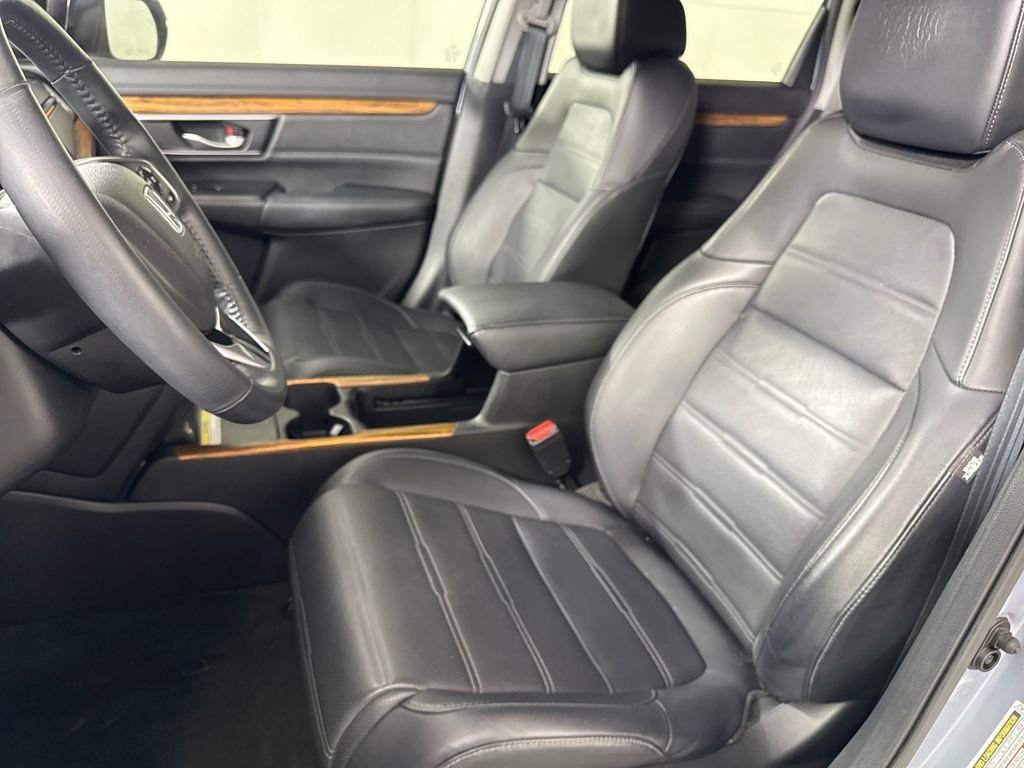 Used 2020 Honda CR-V Touring image 11